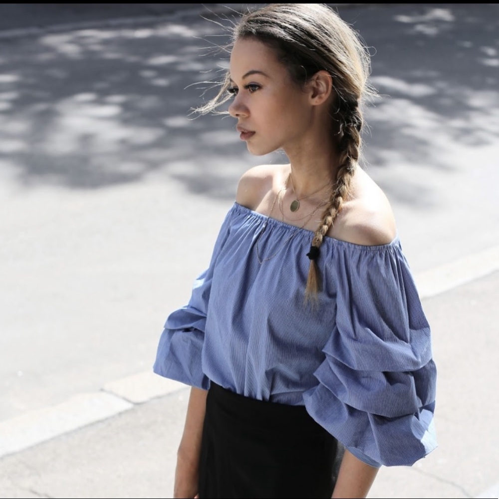 Zara off shoulder striped bell sleeves top